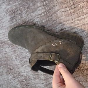 Sketchers womens ankle boots